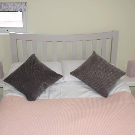 Charming 3-Bed Apartment In Talgarth Powys 布雷肯 外观 照片