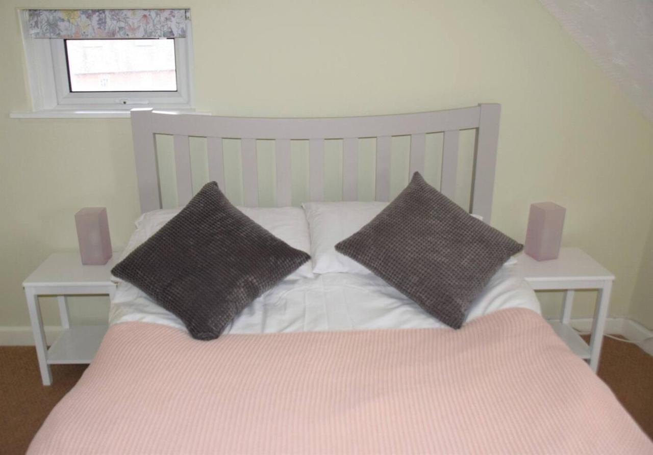 Charming 3-Bed Apartment In Talgarth Powys 布雷肯 外观 照片