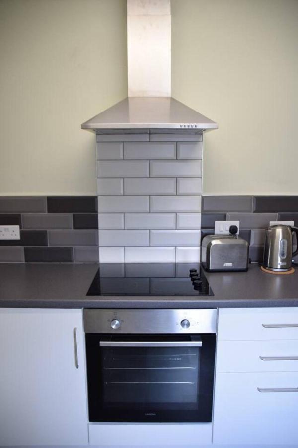 Charming 3-Bed Apartment In Talgarth Powys 布雷肯 外观 照片